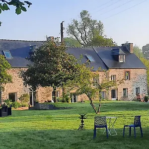 https://leau-qui-dort.inbrittany.com
