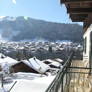 L'ours Blanc 2* Morzine