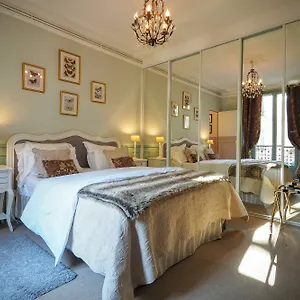 3* Couette-café D Hôte : Louvre Elegant